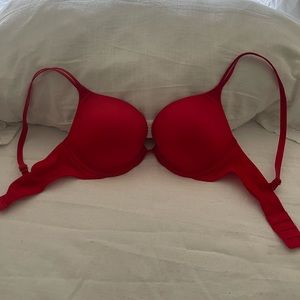 Victoria Secret very sexy push up bra